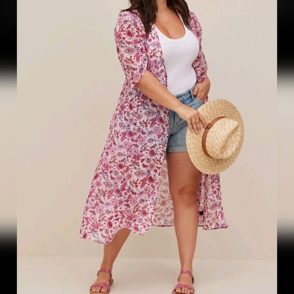 NWT Torrid Pink Sheer Floral Button-Front Kimono SZ 4